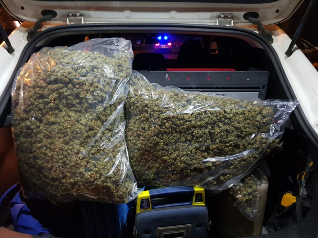 Enxampen un conductor amb 7 quilos de marihuana
