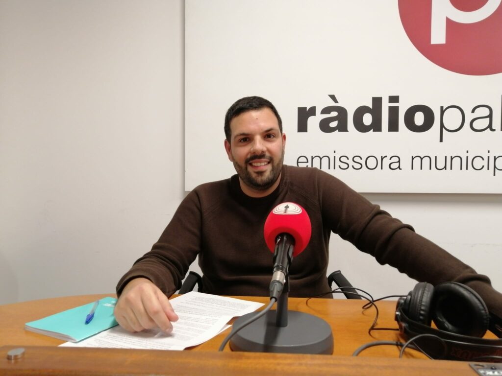 David Martín als estudis de Ràdio Palafrugell