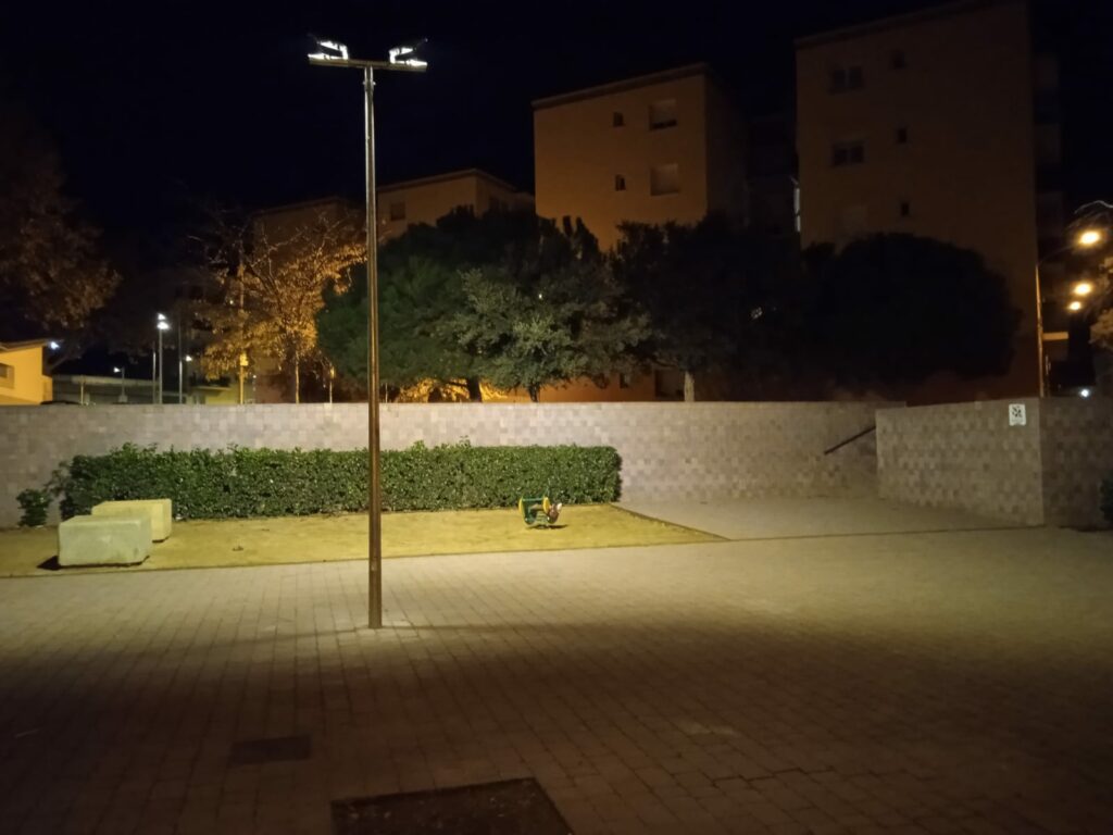 Il·luminació al carrer Solsonès