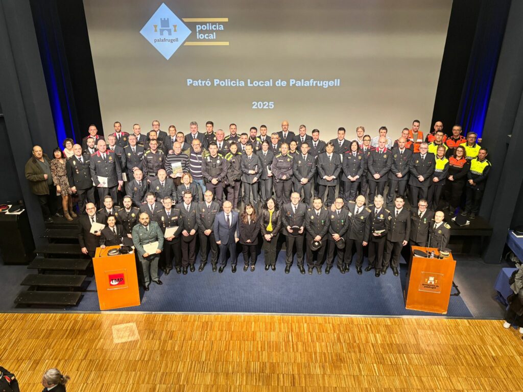 Acte del Patró de la Policia Local 2025 al Teatre Municipal de Palafrugell