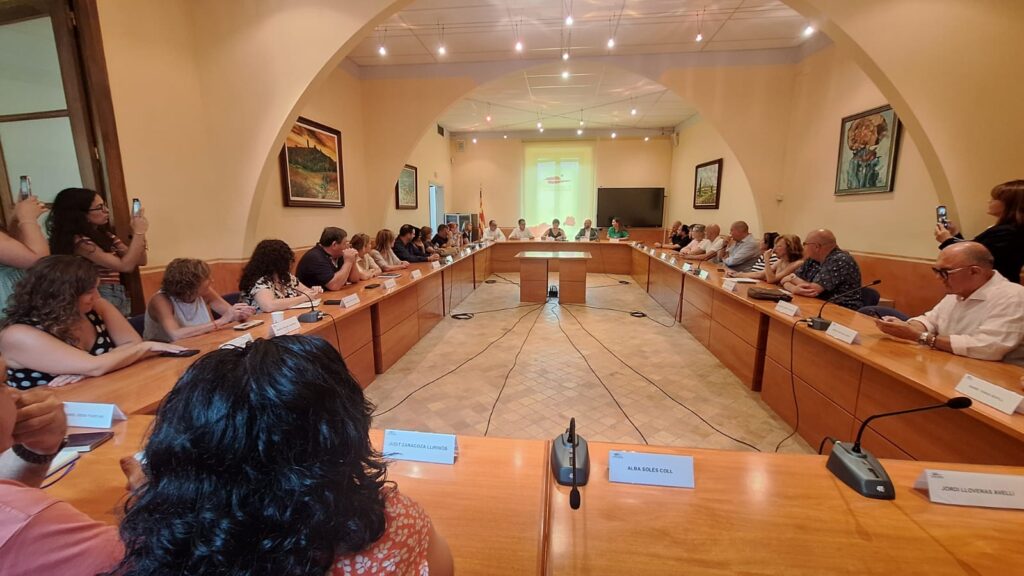 Ple de renúncia de Glòria Marull