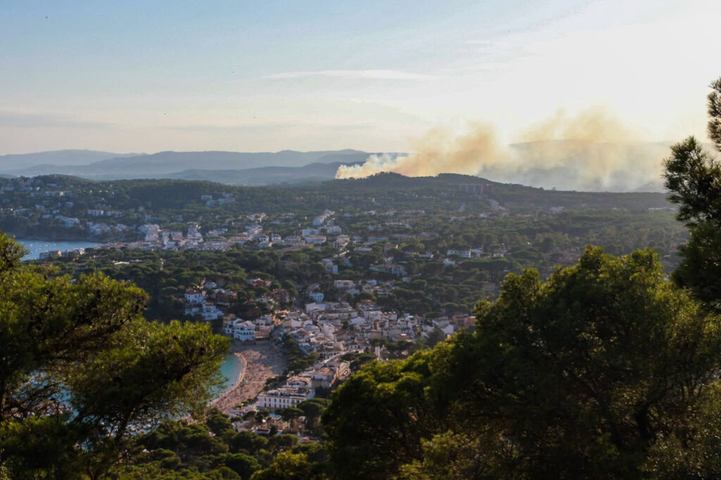 Incendi a Mont-ras