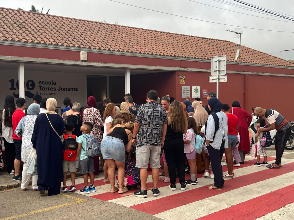 Inici del curs escolar a l'escola Torres i Jonama