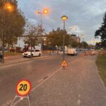 Tram del carrer de Torroella tallat per les obres de la canonada principal d'aigua