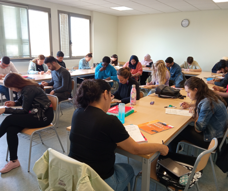 Aula que s'imparteixen les classes de l'Oficina de Català de Palafrugell