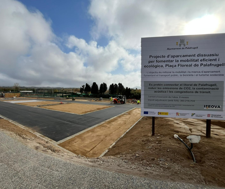 Nou aparcament a la plaça Floreal