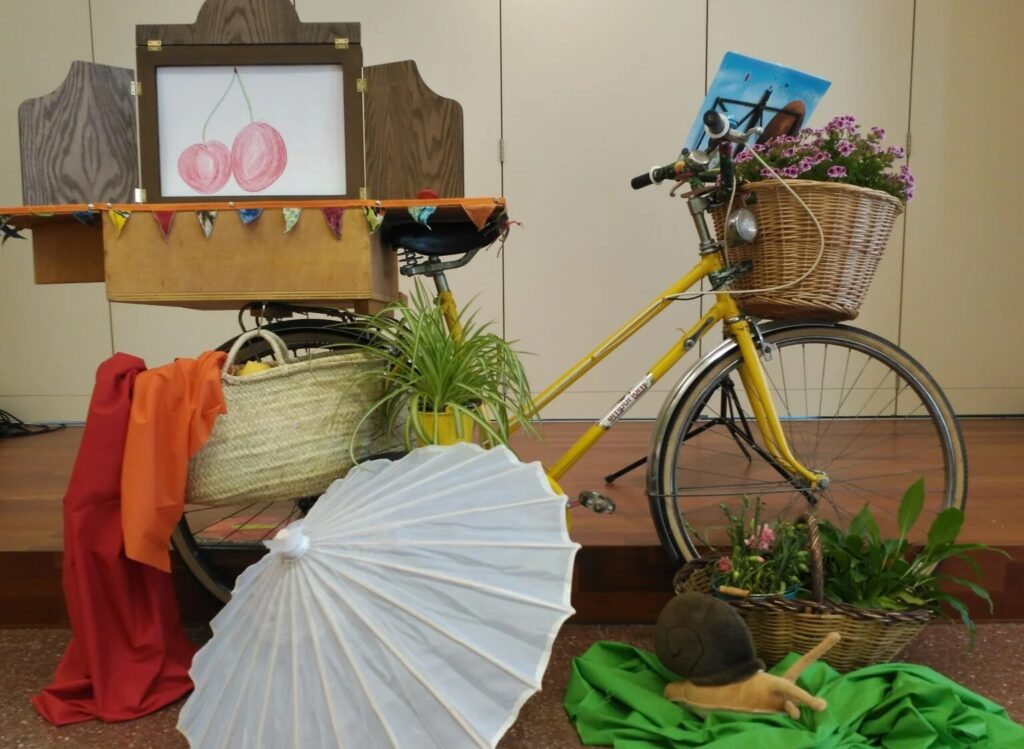 Activitat de biblionadons a la Biblioteca