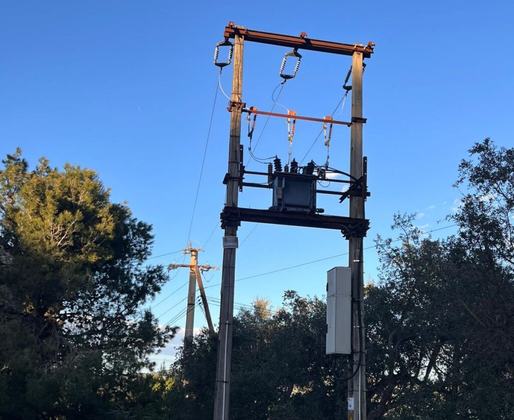 Caiguda d'una torre elèctrica