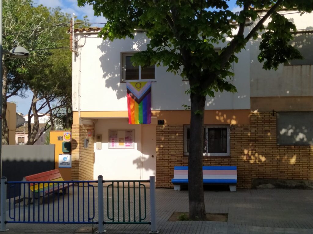 Façana de l'Espai LGTBI+