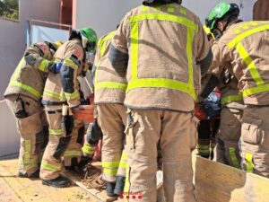 Atenció d'un operari a Tamariu